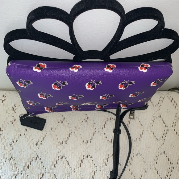 Coach Bramble Rose Crossbody Bag and Black Pouch - Picture 8 of 16